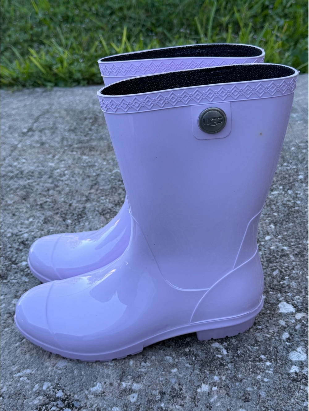 UGG Women's Lavender Rain Boots Waterproof Rubber Mid-Calf Size 8